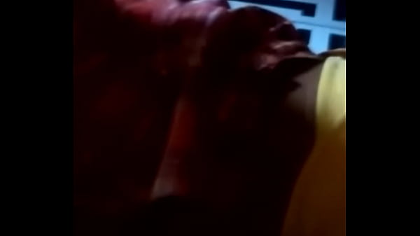 Play MP4 - tentando agradar meu amigo