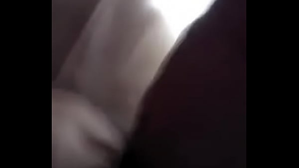 Play MP4 - Maduro me coge duro