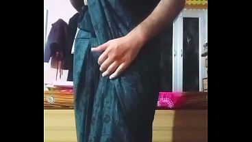Indian Gay Crossdresser Bottom Pressing And Playing With Her Big Boobs In Black Saree Real Homemade Xxx Sex thumbnail