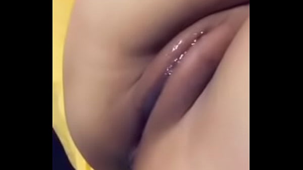 Play MP4 - Une chatte juteuse