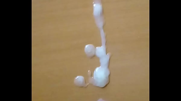 Play MP4 - Me saco la leche viendo el culito de Tania Rincon