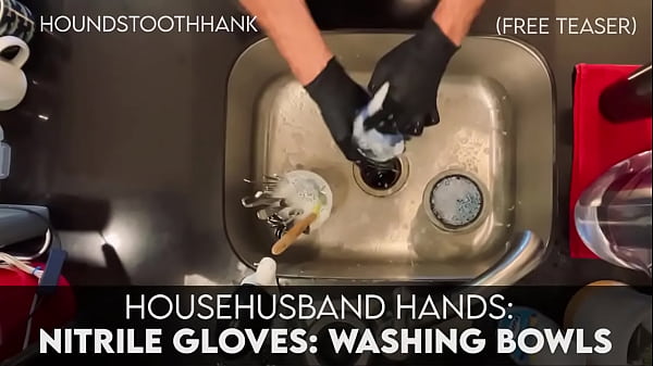 Househusband nitrile gloves washing bowls 