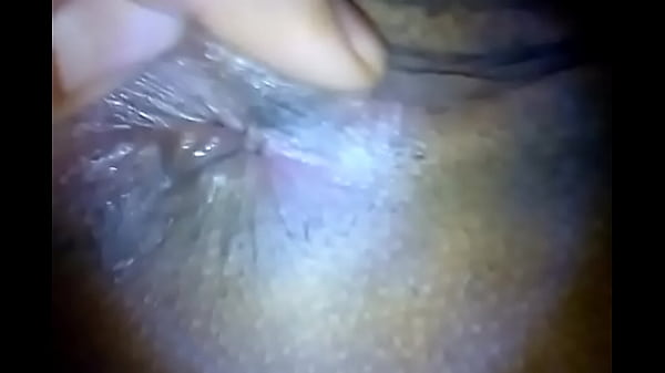 Play MP4 - d&period; tocando la luego de cogerla