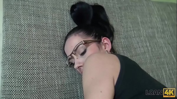 Play MP4 - LOAN4K&period; Future rock star gets a lot of money for sex with loan agent