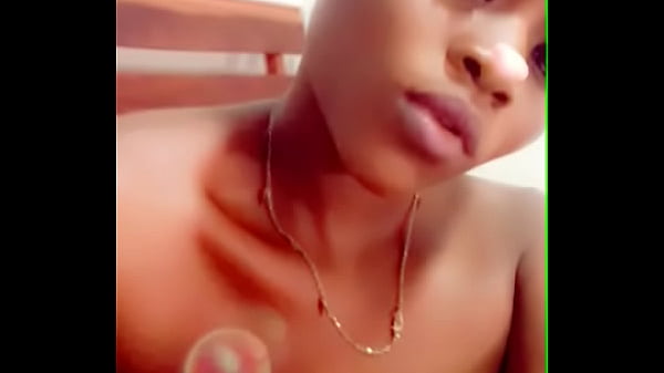 Young Ebony Teen with nice boobs 