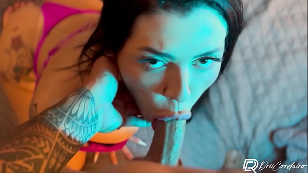 Mamei Gostoso No Cacete Do Tatuado Que Encheu Minha Boca De Porra Quente! thumbnail