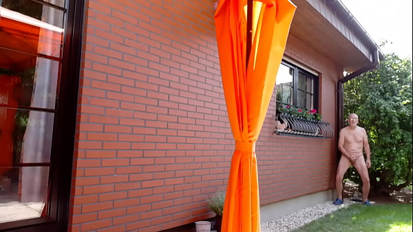 Play MP4 - Nackedei wichst 402