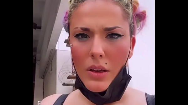 Nonton Thot Gets Knocked Off Scooter thumbnail