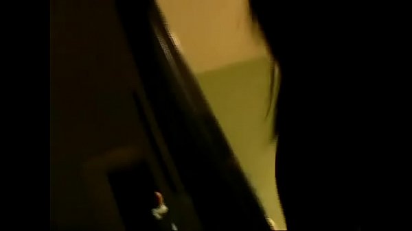 Play MP4 - Roxy Reynolds x Charlie Mac x Honey daniels x Kitty and Deep Threat all kickin it behind the scenes of Big Phat Apple Bottom bootys