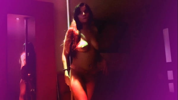 Grandes Tetas Al Aire Libre. Braely Yuns thumbnail