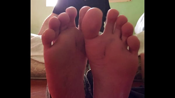 Suadao depois do trampo. Pezao 44