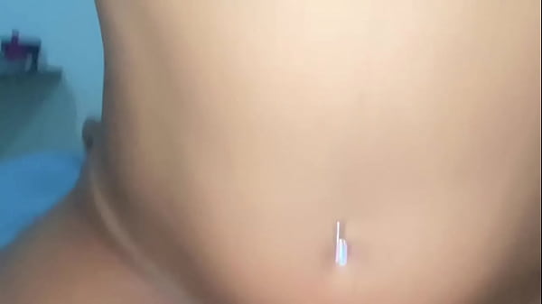 Play MP4 - Esposa novinha gostosa chupou&comma; sentou e gozou at&eacute; tomar leite &lpar; COMPLETO NO RED &rpar;