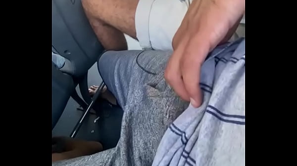 Play MP4 - Recebi uma mamada no bus&atilde;o