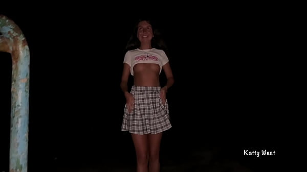 Play MP4 - Shameless girl shows pussy on the embankment and pisses