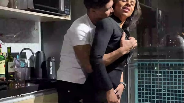 Comi Gostoso A Casadinha Safada E Muito Gostosa, Mulher Do Meu Chefe! Fui Na Casa Do Meu Chefe Chegando L&aacute; A Esposa Gostosa, Ficou Doida Pelo Meu Pau. Fudemos Muito. thumbnail