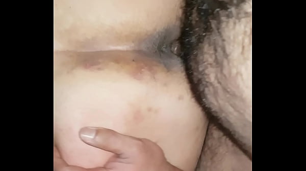 Big booty chick like it from behind 