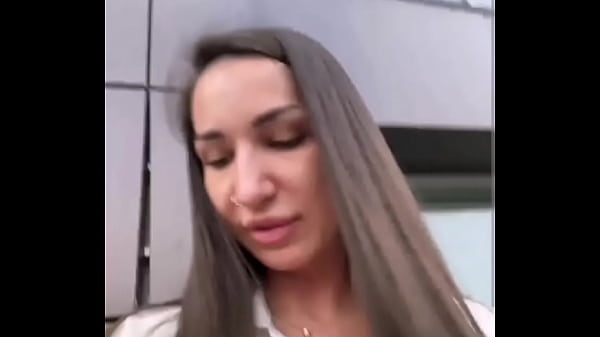 вебкам модель в такси обнажила