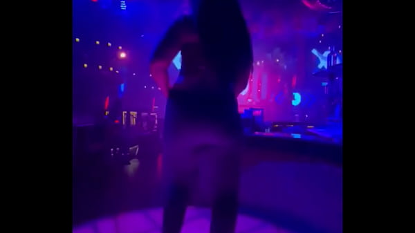 Nonton #asianmilf #milf #asianbeauty #asianhottie #thick #asianmodel #asiangirls #thickasian #milfgang #bbwlove #goyangbasah #goy... thumbnail