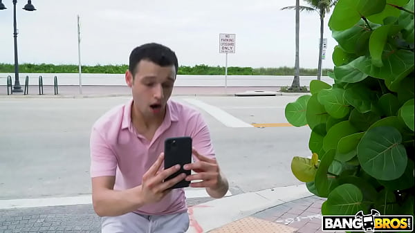 Horny Neighbor Valentina Jewels