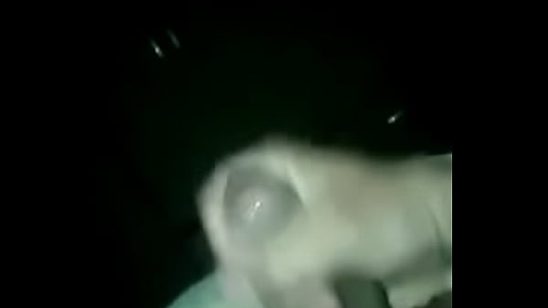 Batendo uma para a estagi&aacute;ria 