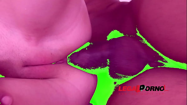 Laura sweet pissmyassoff porno sz320 