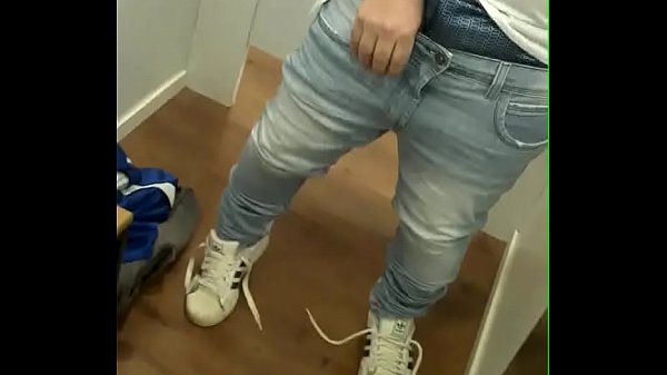 Play MP4 - experimentando no provador da C&A