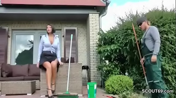 Play MP4 - German Hot MILF Pay Stranger with Fuck after Work