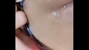 Latina Se Toca Sus Grandes Tetas Y Se Masturba thumbnail