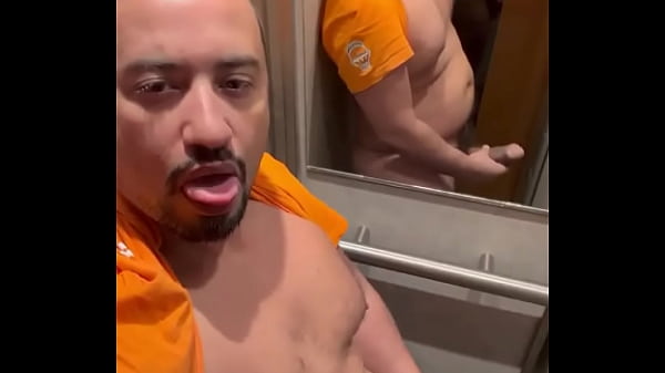 E a&iacute; encara ou vai correr como as francesas fazem alors tu encaisses ou tu vas t&rsquo;enfuir comme le font les f 