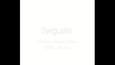 Nonton Evaluna, Les Muestro Como Me Complazco Sola thumbnail