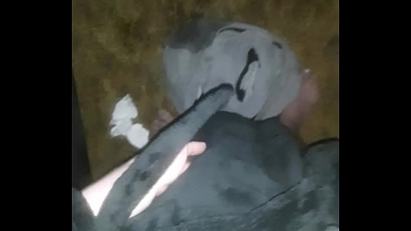 Nonton Falling Out thumbnail