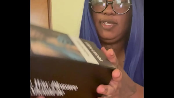 Use my promo code hazelnut20 for 20 dollars off and yes i offer a discount code 