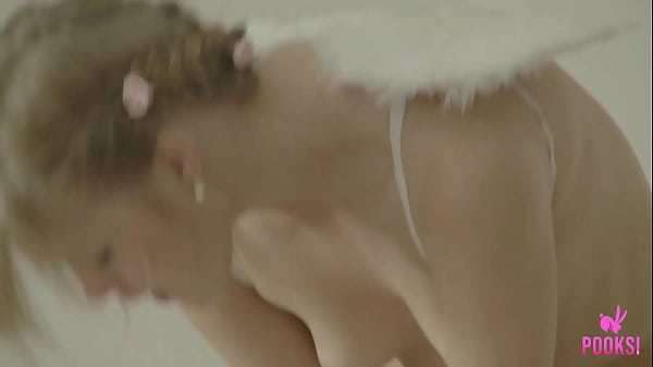 Play MP4 - Sexy Angel Kylie P&excl; She Falls To Temptation & Pussy Masturbates&excl;