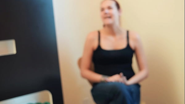 Nonton Raven Grey Gets A Blindfolded Bdsm Facefuck thumbnail