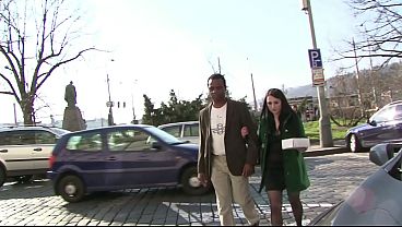 Nonton White Couple Bring Their Friends To Their First Big Black Cock Party thumbnail