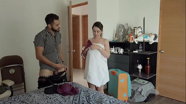 Esposa Me Descubre Cogiendome A Su Amiga thumbnail