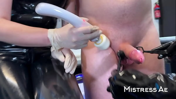 Standing restrained and endless edging 