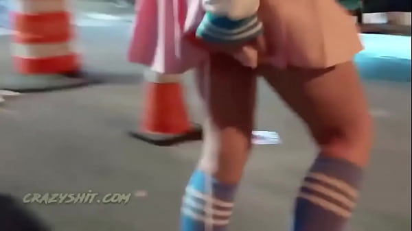 Play MP4 - La llena con su leche