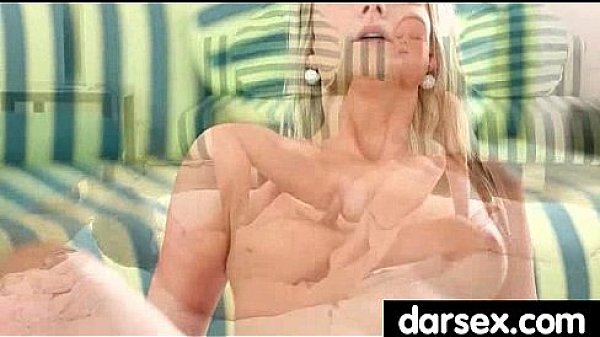 Nonton Beautiful Babe Enjoys A Very Big Dick 27 thumbnail