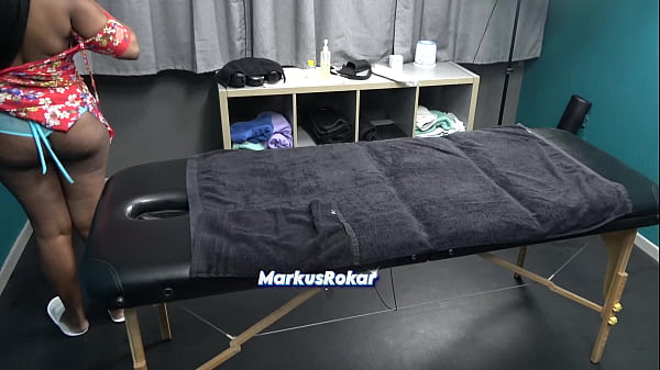 Nonton Black Sexy Milf Gets Sensual Boobs Massage thumbnail