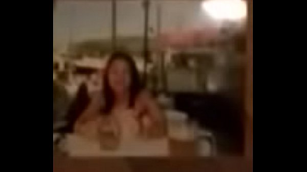 Play MP4 - Brunette cum tribute