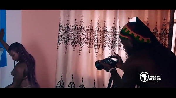 Play MP4 - Bangnolly Africa - Sex With a photographer on private session