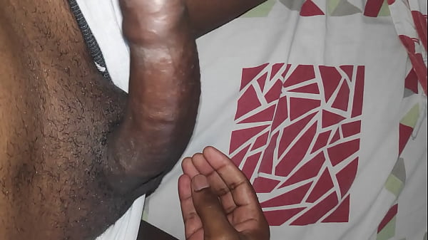 Negao dotado pegando no pau grande 