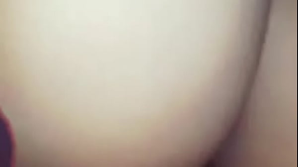 Play MP4 - Girlfriend