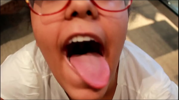 Nonton Latina Girl's Mouth thumbnail