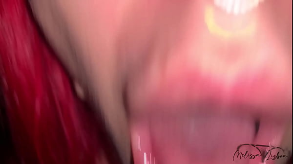 No escurinho da varanda com minha madrasta gostosa a puta quer dar no pelo para o vizinho 