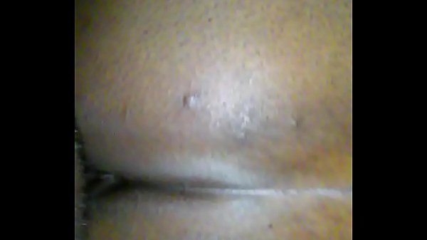 Play MP4 - she dont care