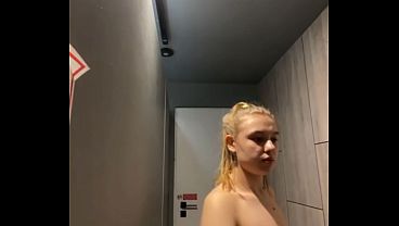 Nonton Fingering Tight Pussy thumbnail