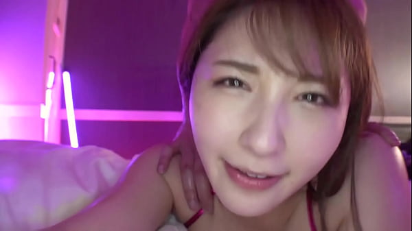 パート3【エンドレス性欲&times;一同ドン引きの絶倫女王&times;モノ凄いピストンで中出し搾取sex】こんなドスケベ見た事ない！本編開始30秒からもうエロい！ほぼ半裸で登場&rarr;注目の的にされ喜ぶド変態jd！貸し切りプールで水上ご奉仕！浮き輪in密着パイズリ！ノリ最強ng無しの放尿プレイ！桃尻にオイルぶっかけ超本気の高速ピストン！絶倫すぎて一人目撃沈！絶倫同士でカラミ合うガチエロ延長戦！超濃密なまハメ3回戦！！ thumbnail