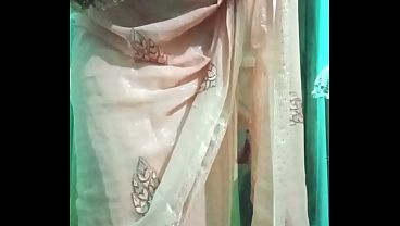 Indian Gay Crossdresser Bottom Crossdressing In Silky Saree With Heavy Jwellery Real Homemade Sex thumbnail